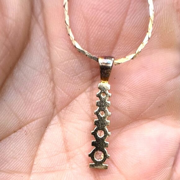 Vintage Bella Luce Pendant W/ Diamond Simulants 1 Inch Gold Plated Pendant - Picture 4 of 10